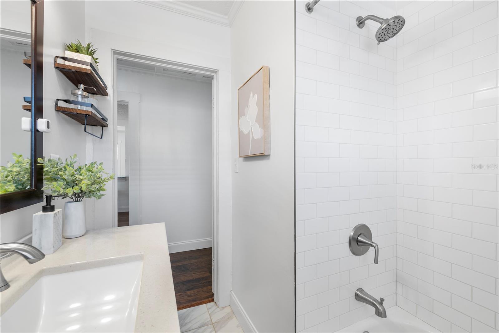 DE LEON PARK - Residential