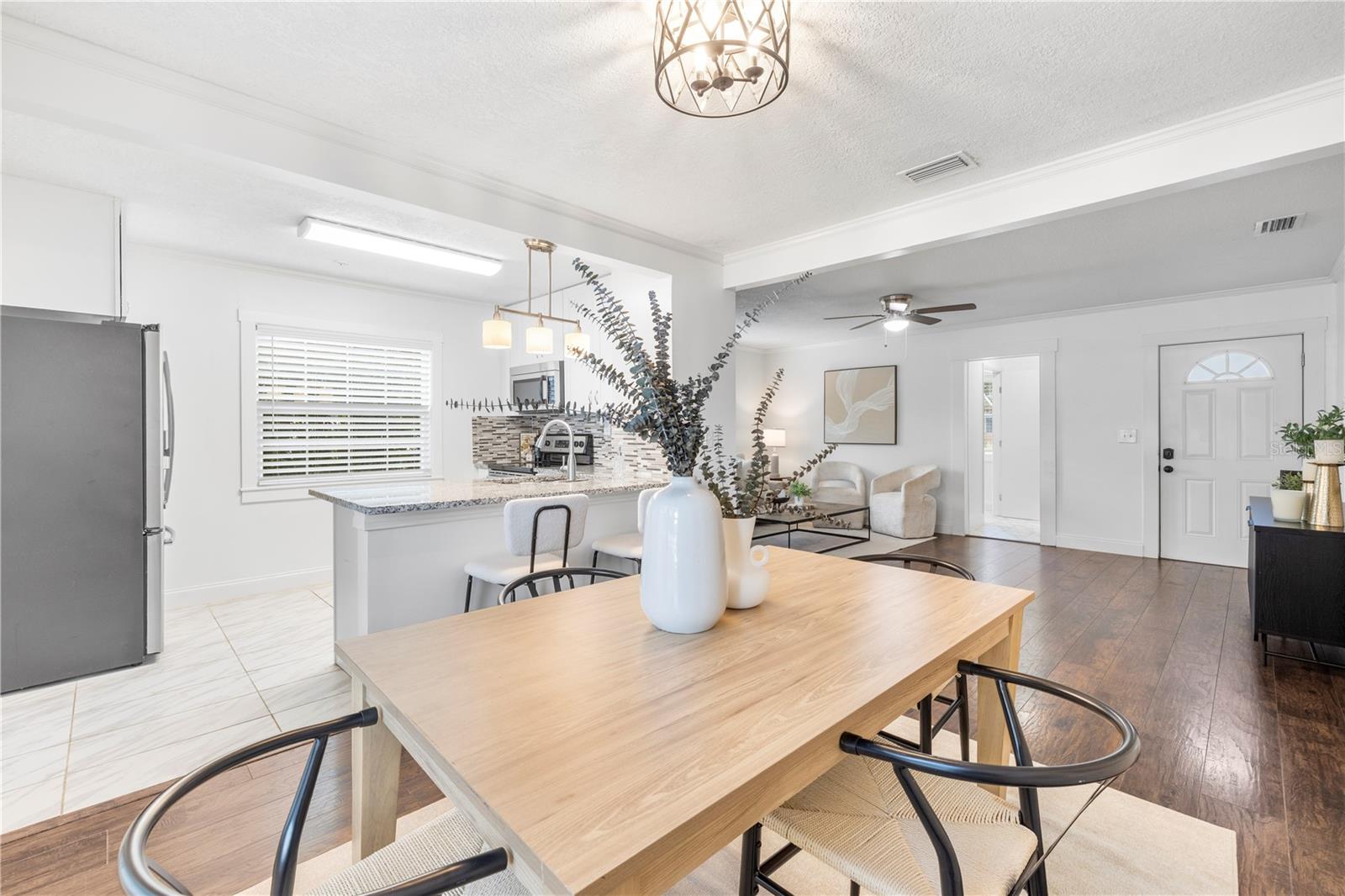 DE LEON PARK - Residential