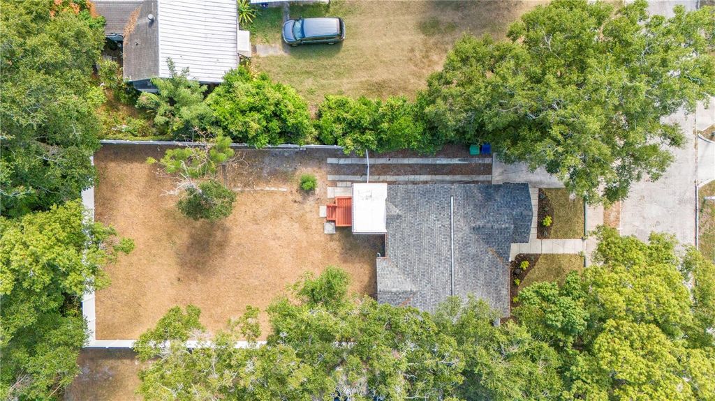 Photo of 4009 N Seminole Avenue, Tampa, FL 33603 (MLS # TB8443602)