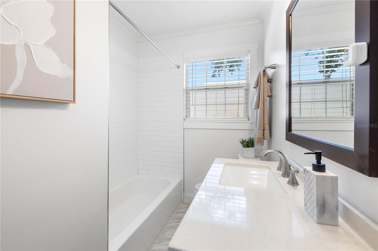 DE LEON PARK - Residential