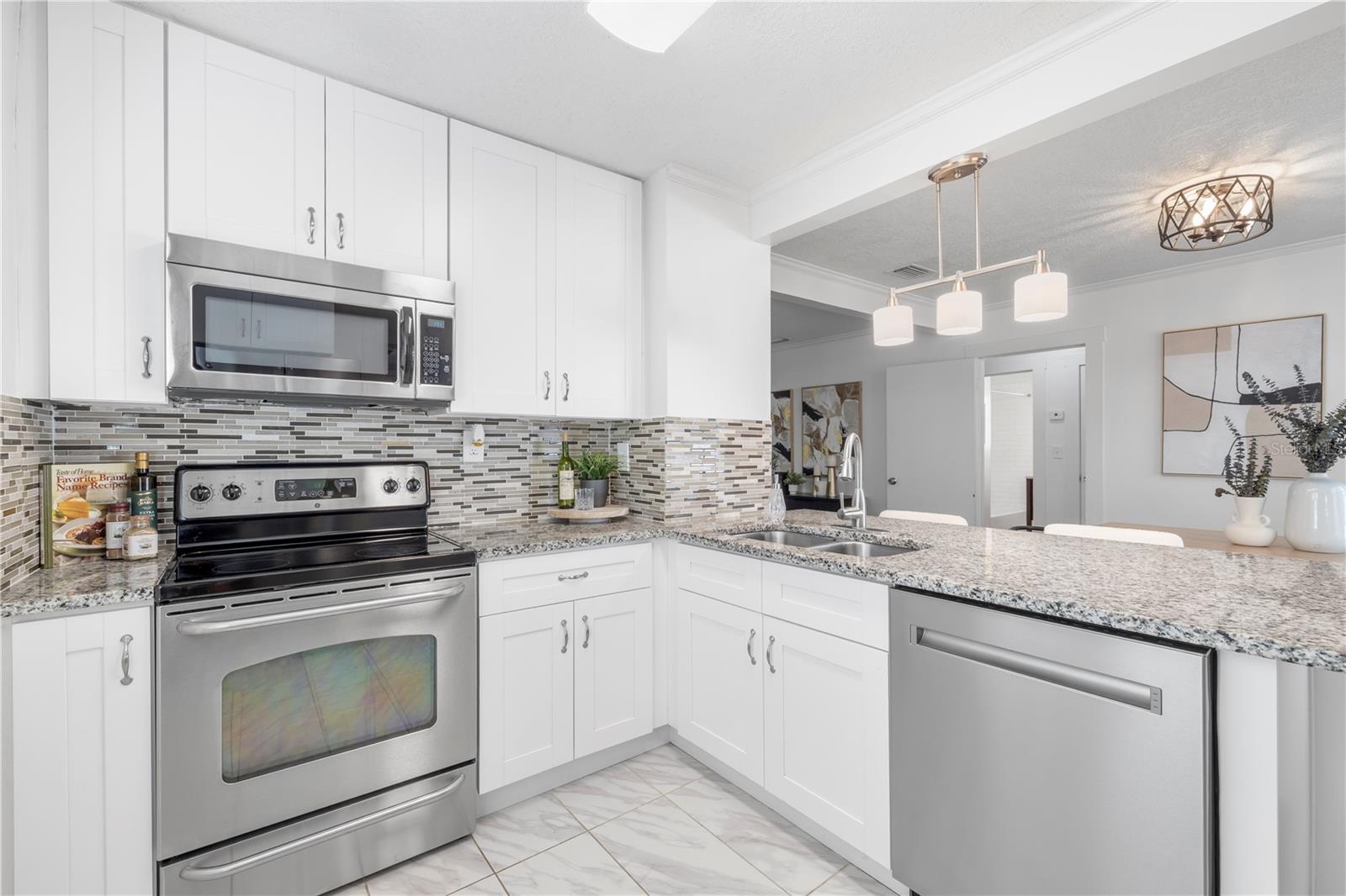 DE LEON PARK - Residential