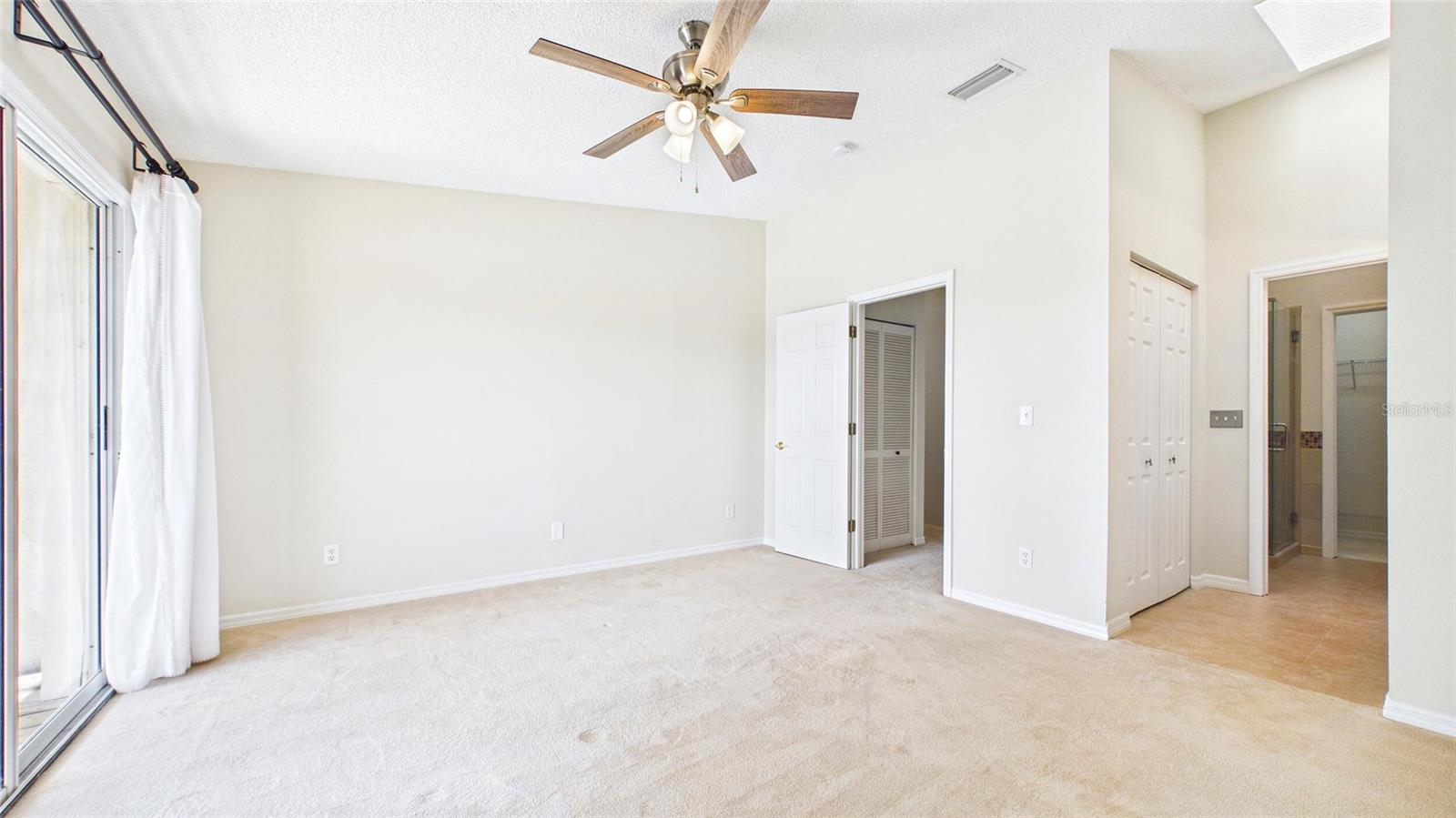 PALMS OF TIERRA - Residential