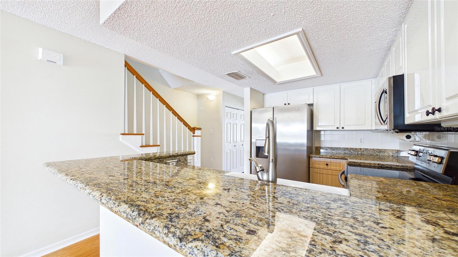 PALMS OF TIERRA - Residential