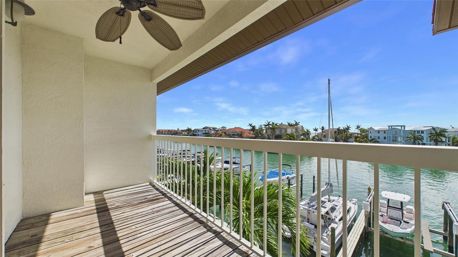 PALMS OF TIERRA - Residential