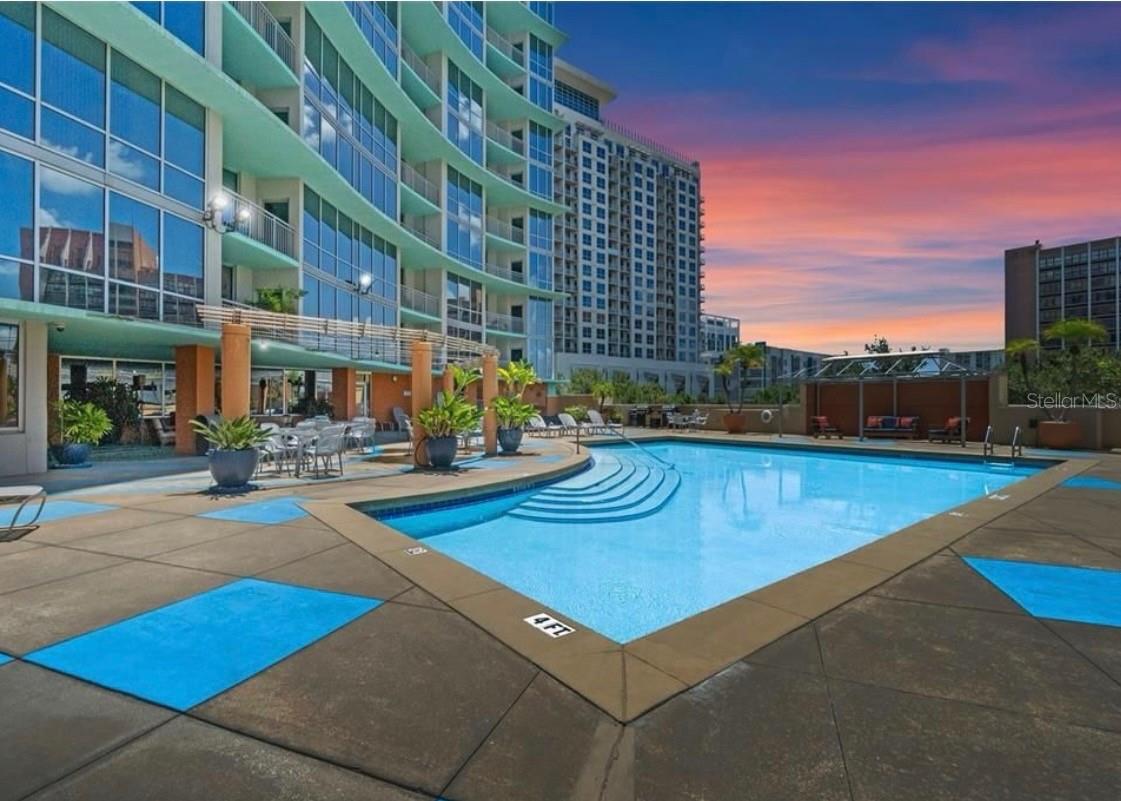 322 E CENTRAL BOULEVARD 1207