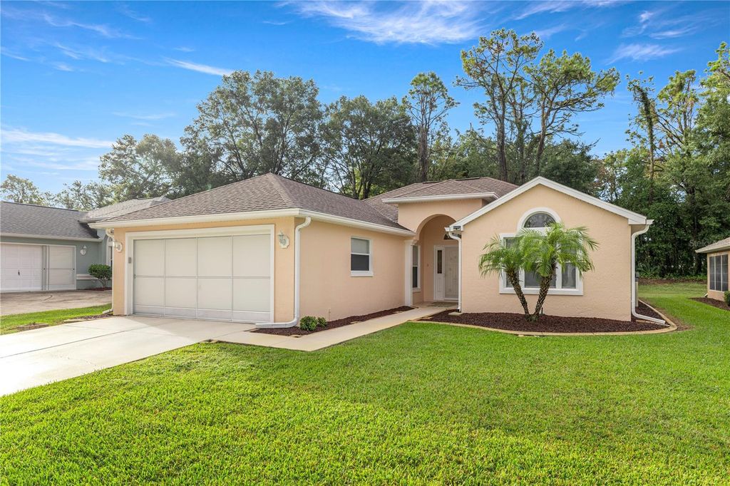 Photo of 11298 SW 73rd Circle, Ocala, FL 34476 (MLS # OM712022)