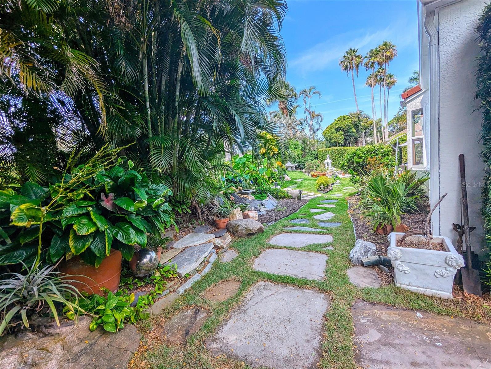 RIVER HARBOR WEST CONDO - Residential