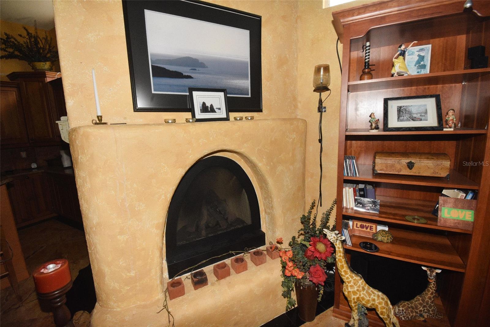 RIVER HARBOR WEST CONDO - Residential