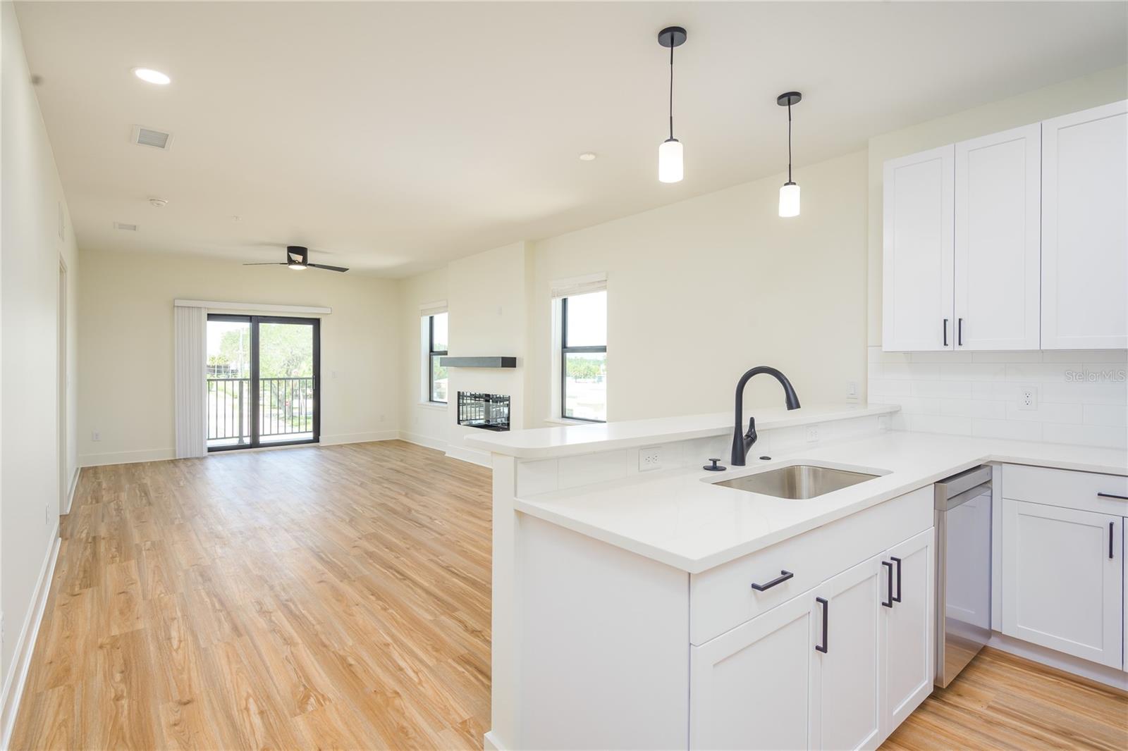 OLD OCALA SURVEY - Residential Lease
