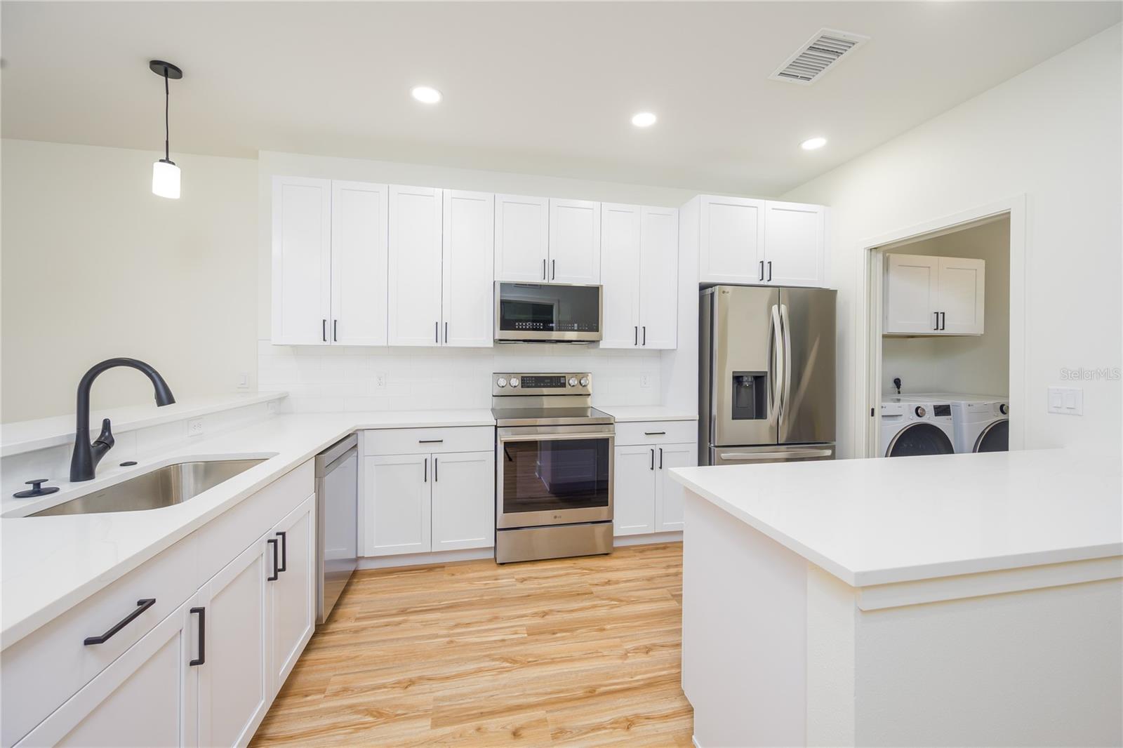 OLD OCALA SURVEY - Residential Lease