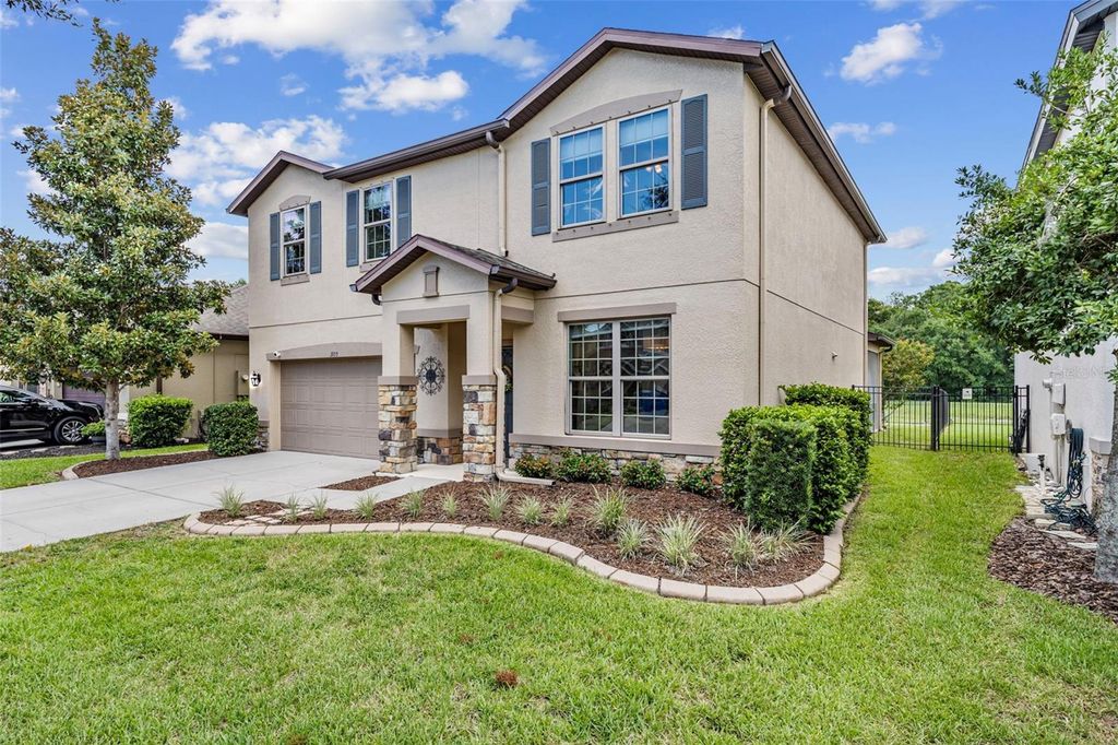 Photo of 3105 Winglewood Circle, Lutz, FL 33558 (MLS # TB8410966)