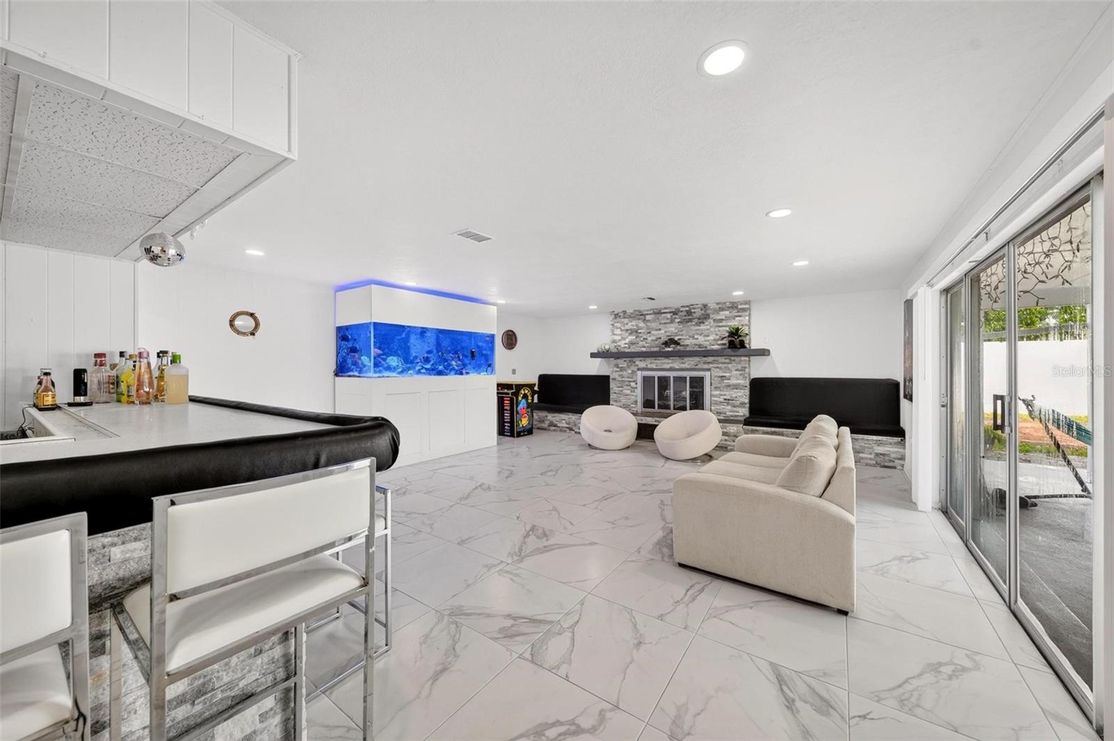 550 MENDEL LANE