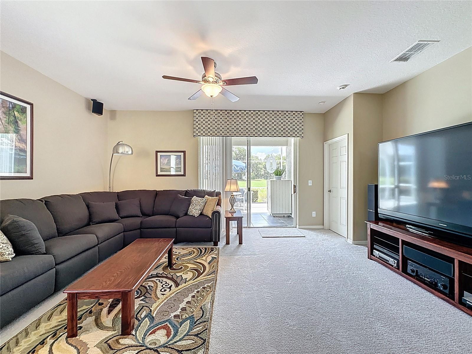 1590 THE OAKS BOULEVARD