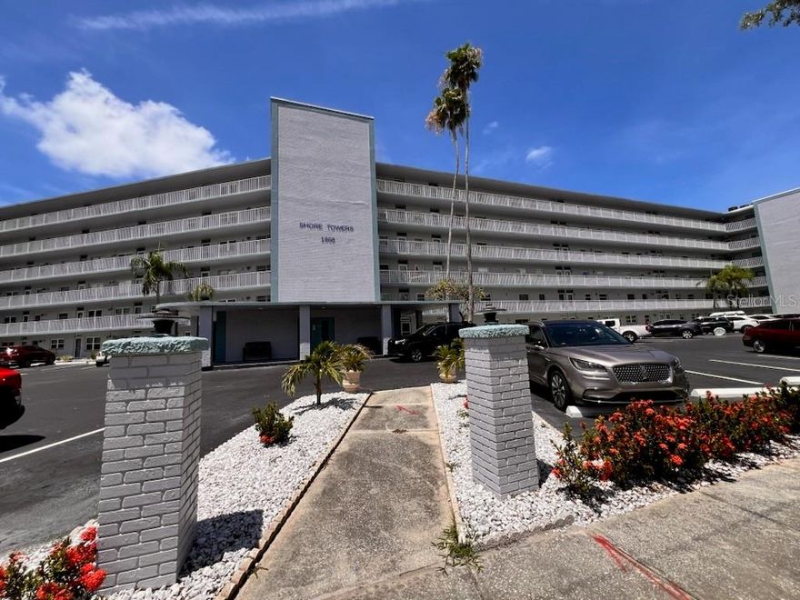 LOCATION, LOCATION, LOCATION! Minutes away from the heart of St. Petersburg! This beautiful waterfront condo in a 55+ community of Shore Towers in South Pasadena features 2-bedroom, 2-bath and is ready to move in. Split plan layout allows for comfortable living and entertainment. Updated kitchen, with nice cabinets and counter tops, plenty of storage including convenient storage space next the Florida room. There are elevators and one assigned parking space (there is more guest parking nearby). Each floor has shared laundry facilities. Community pool is ready for you! There are outdoor activities like shuffle board, walking and optional kayaking. There is a recreation center with fitness area as well. Also, you can jump on your bicycle and explore close by beautiful areas. Possibilities are endless.
GORGEOUS sunsets are waiting for you! Enjoy them from the 6th floor of your cozy sun room or from the community dock while entertaining or simply fishing. Great location near shopping areas, restaurants, beaches, commuting roads and hospitals.