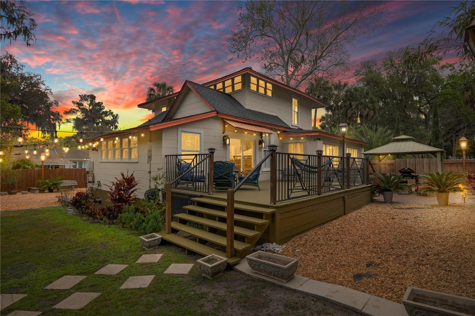 44 SE 9TH TERRACE