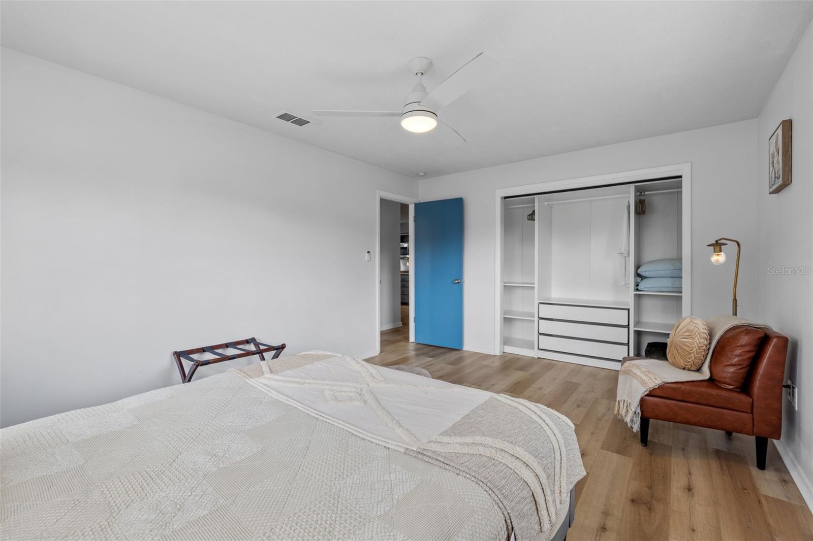 WINDSOR PARK FIRST UNIT - Residential