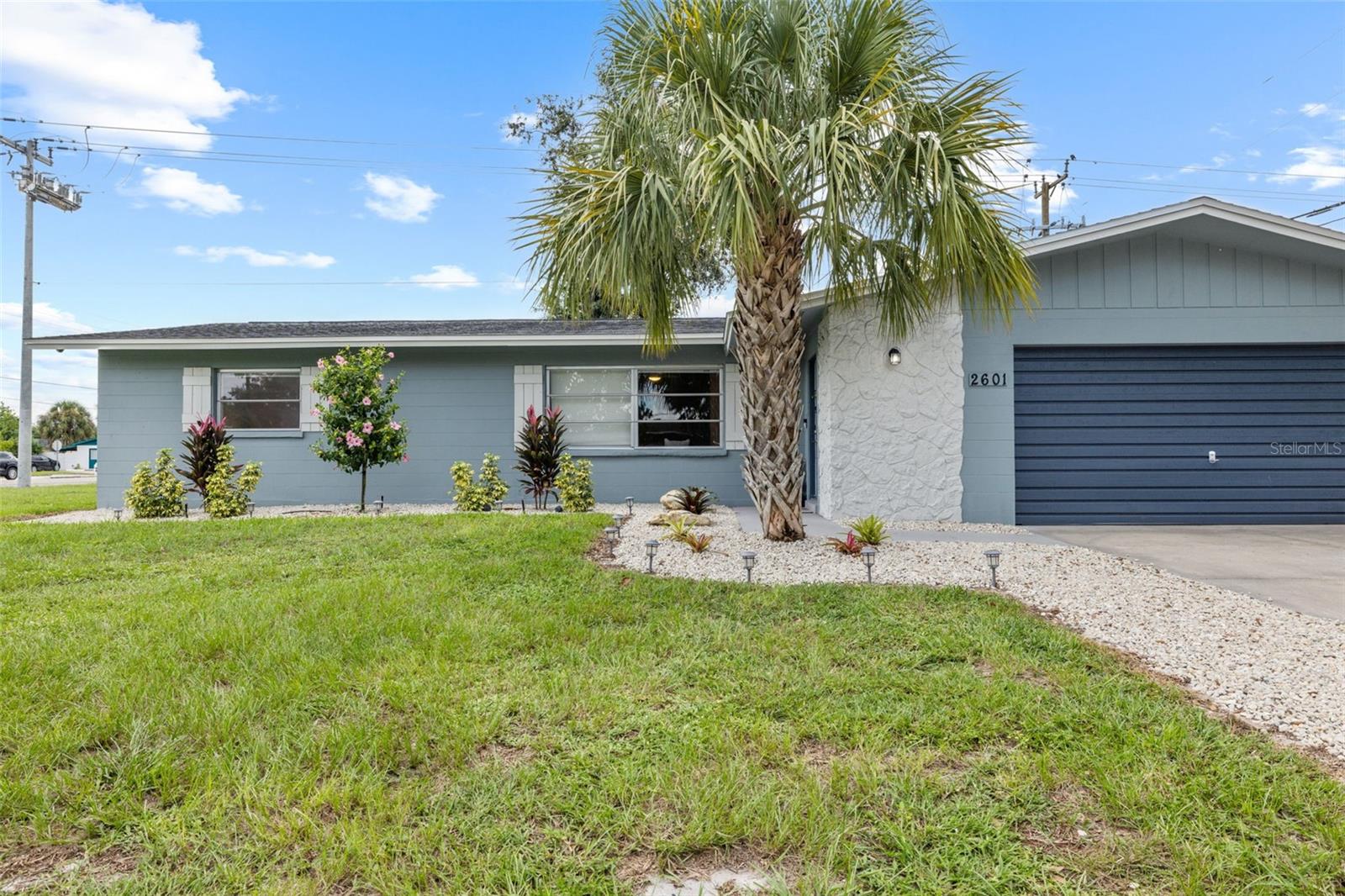 WINDSOR PARK FIRST UNIT - Residential