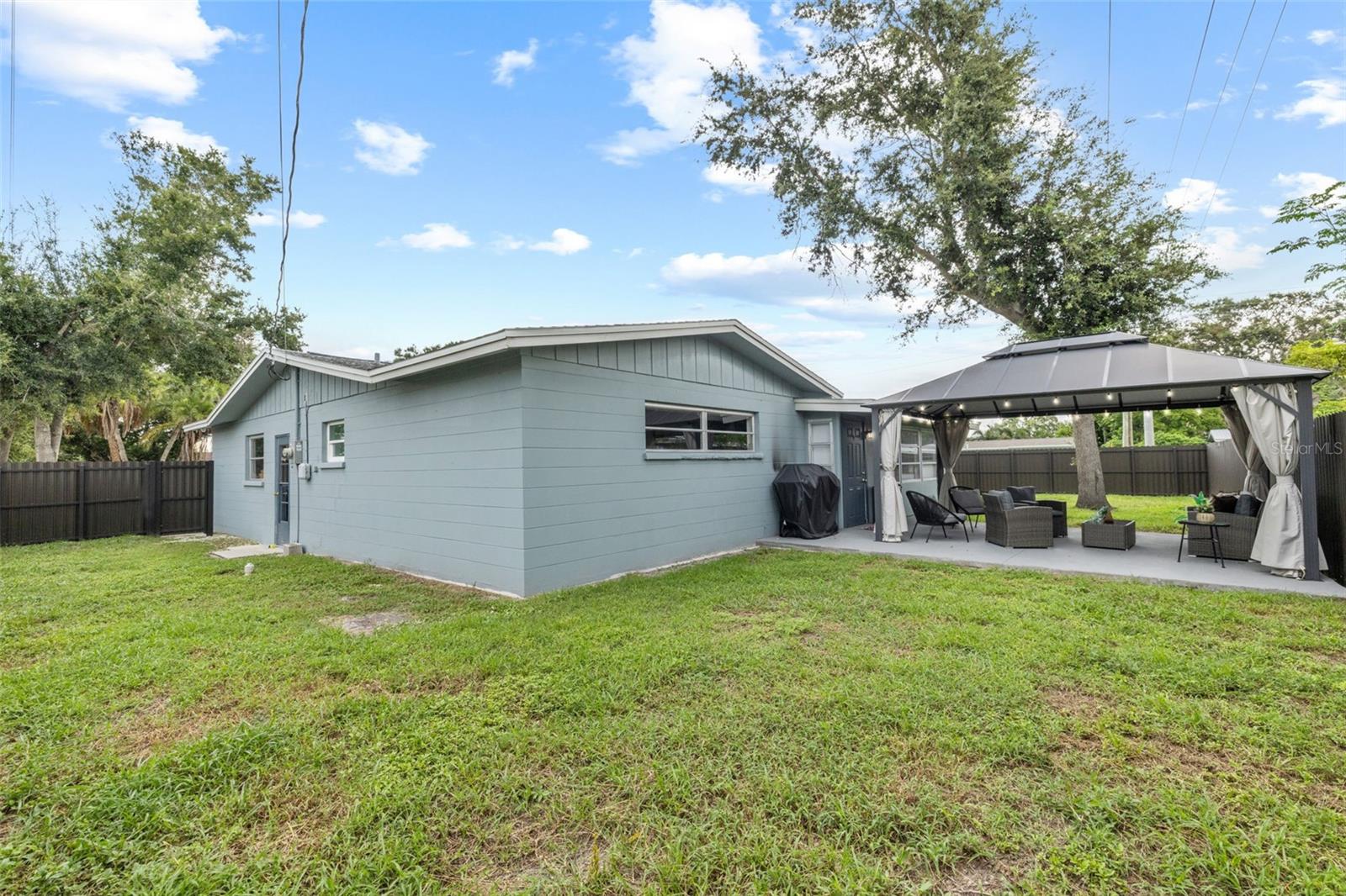 WINDSOR PARK FIRST UNIT - Residential