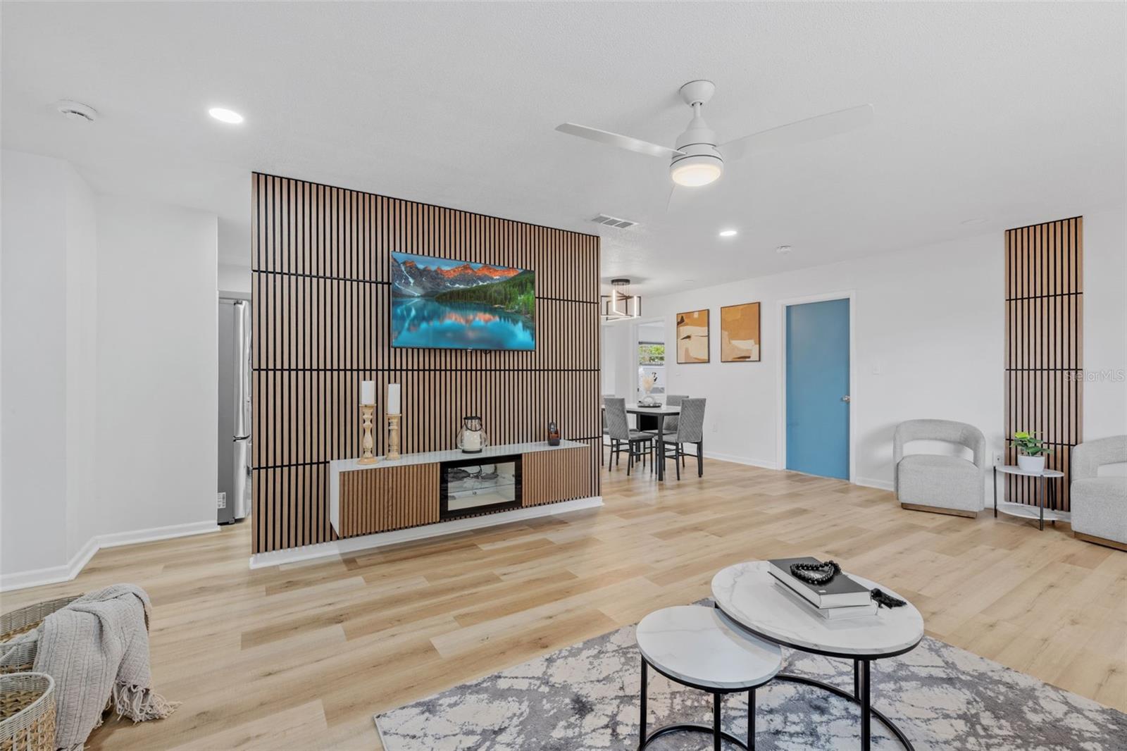 WINDSOR PARK FIRST UNIT - Residential