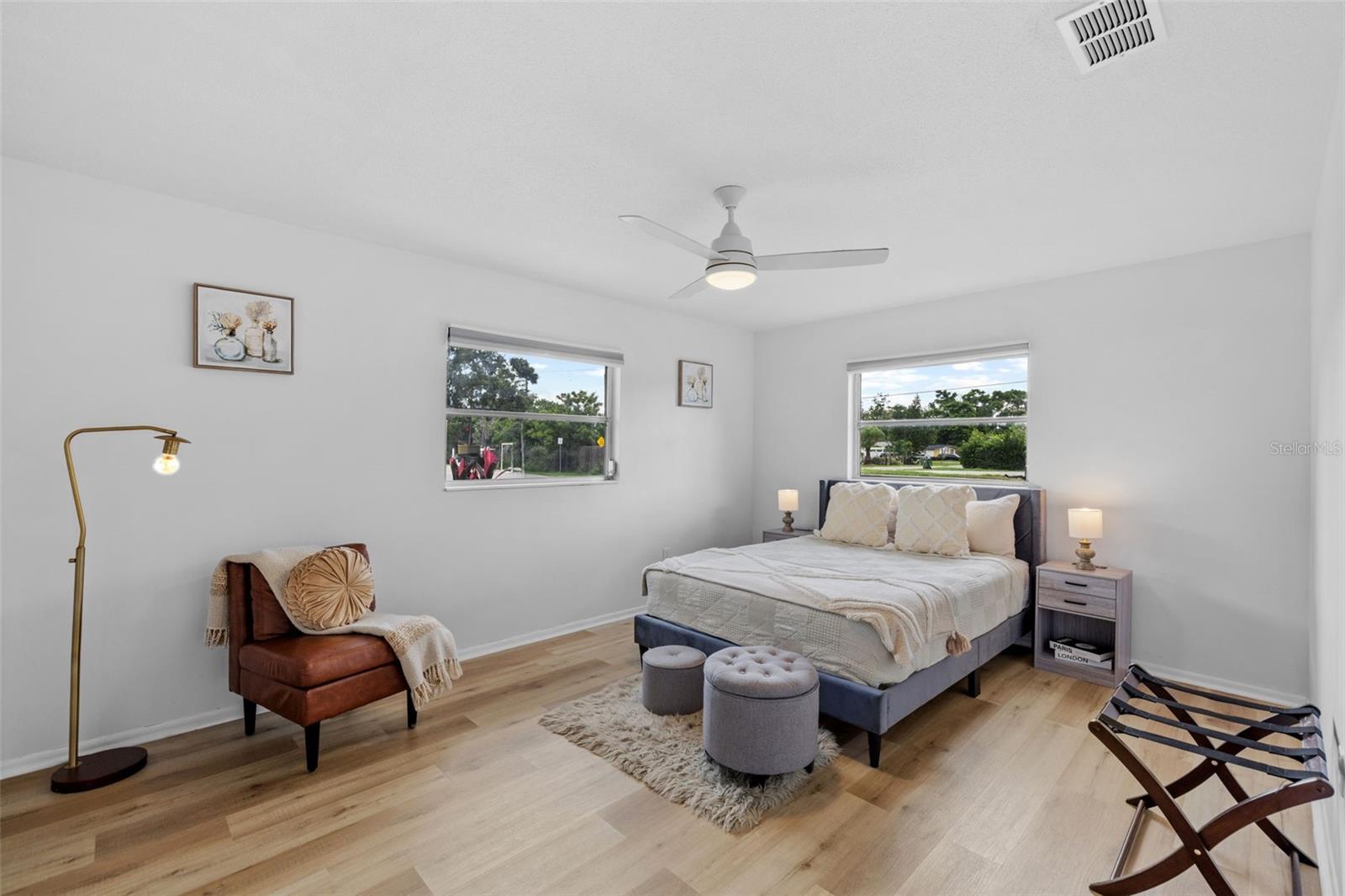 WINDSOR PARK FIRST UNIT - Residential