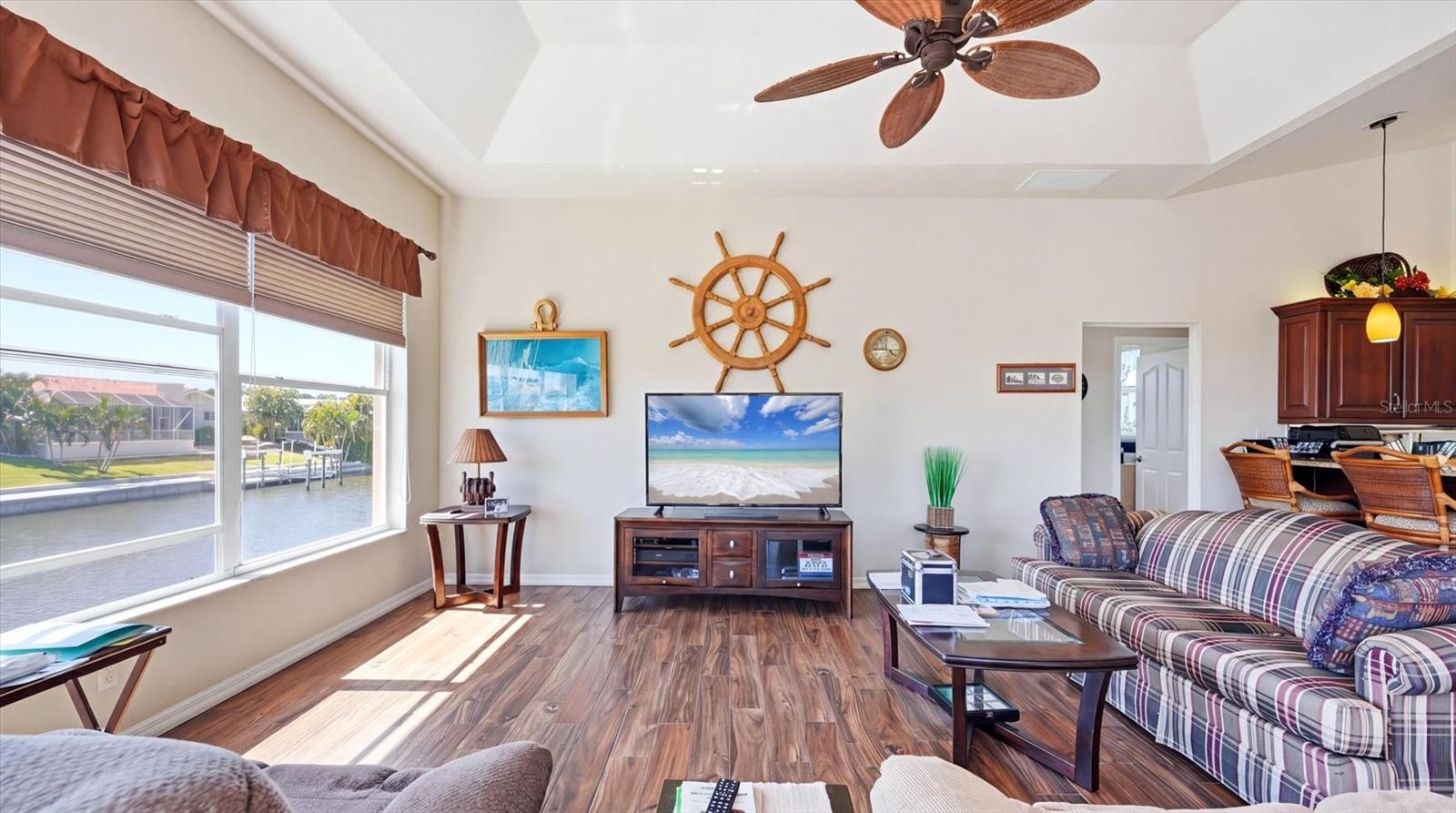 ENGLEWOOD ISLES SUB - Residential