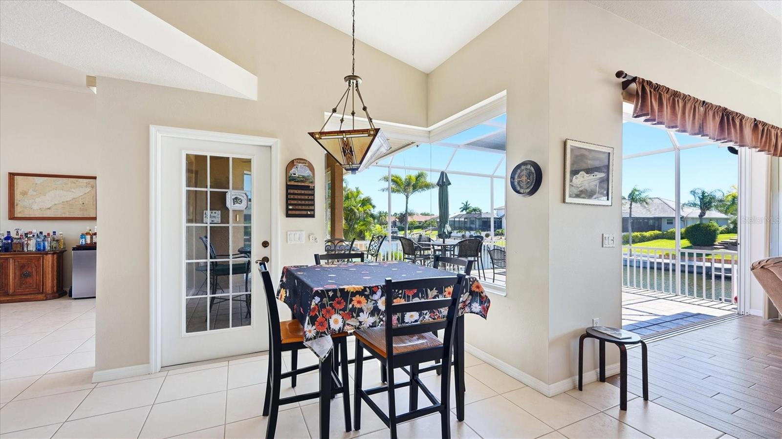 ENGLEWOOD ISLES SUB - Residential