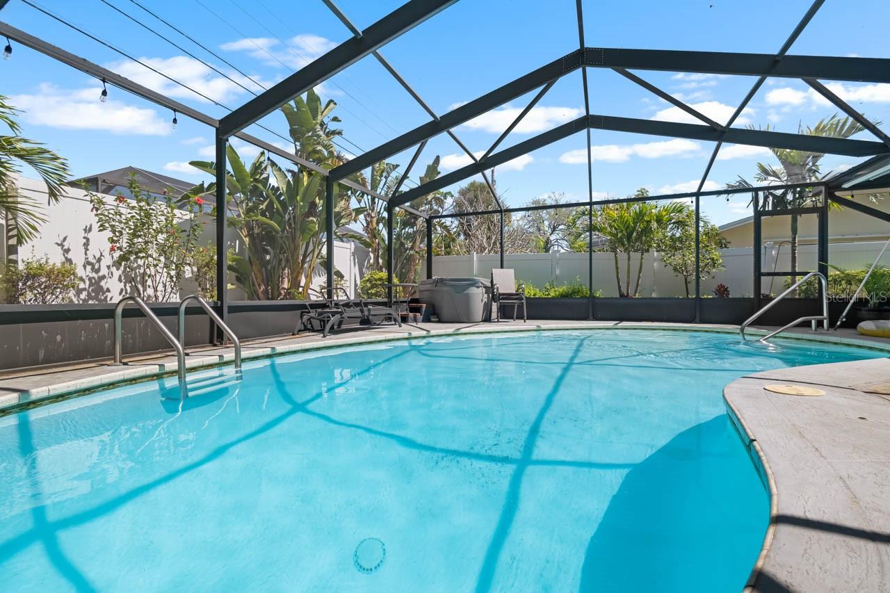 HARBOR HILLS - Residential