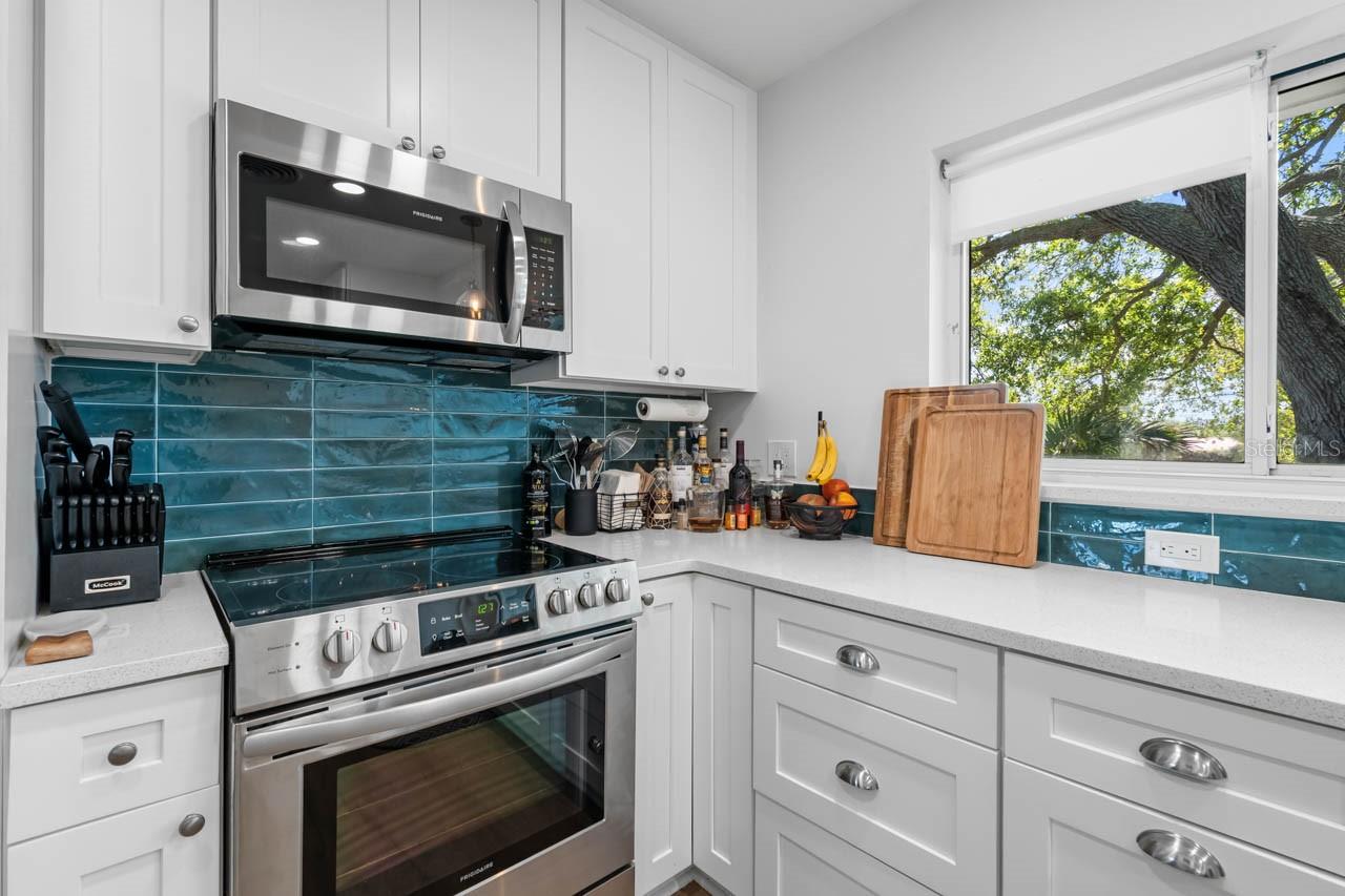 HARBOR HILLS - Residential