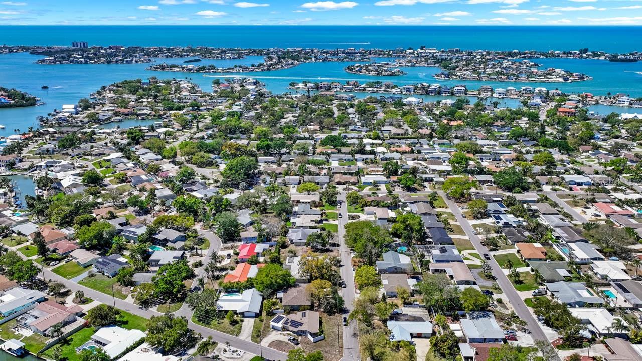 HARBOR HILLS - Residential