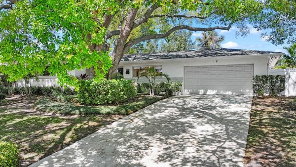 3723 ORCHARD GROVE LN, LARGO, FL 33770 - Image 76f9cb1d87ba40e83bfc0b556e5ccf41/3583506412