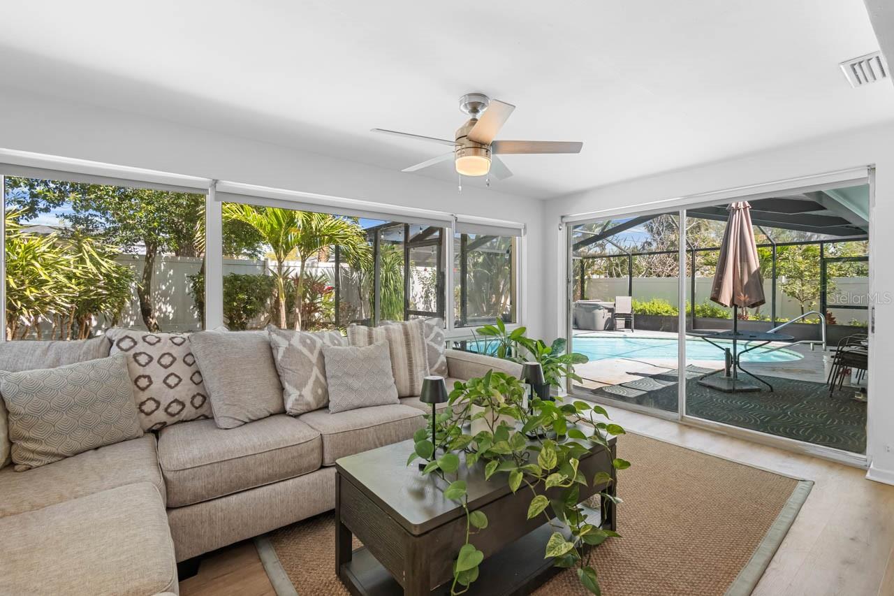 HARBOR HILLS - Residential