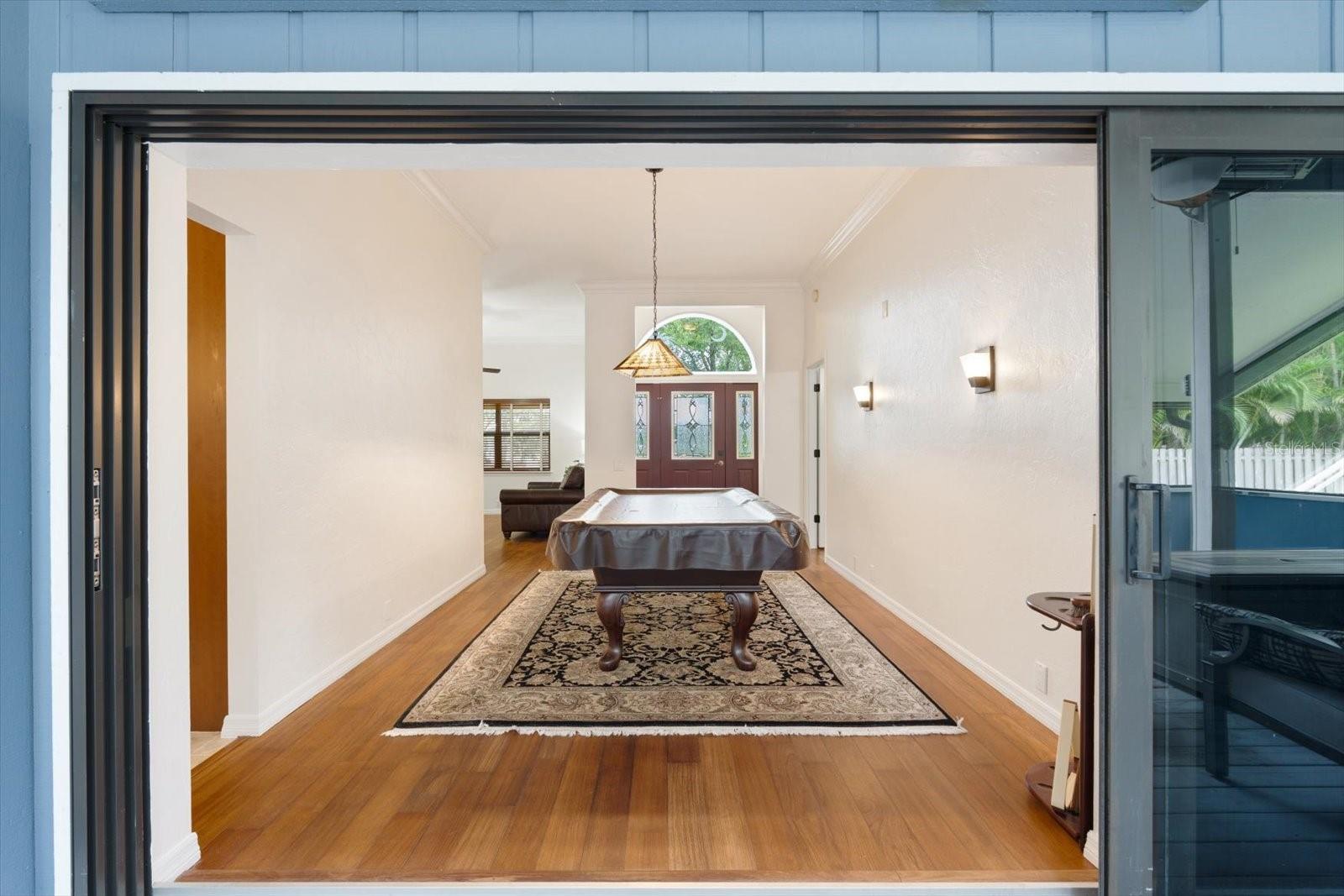 COLONIAL OAKS - Residential