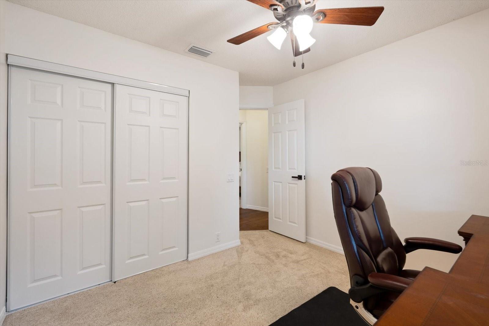 COLONIAL OAKS - Residential