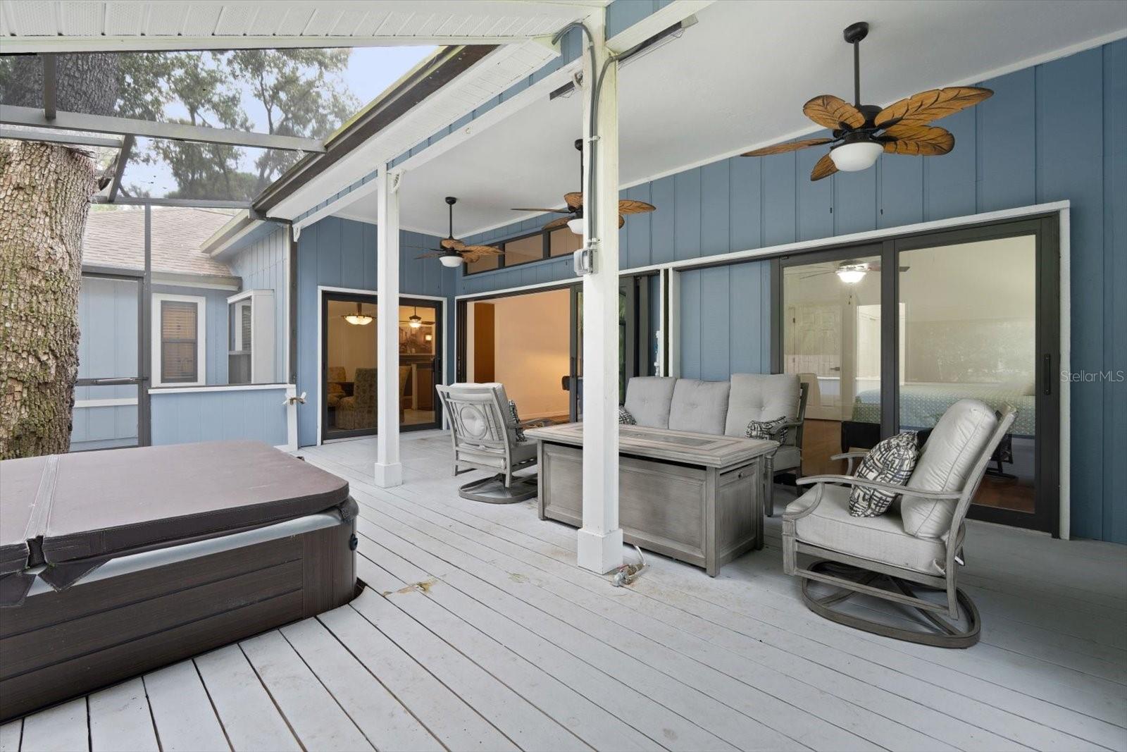 COLONIAL OAKS - Residential