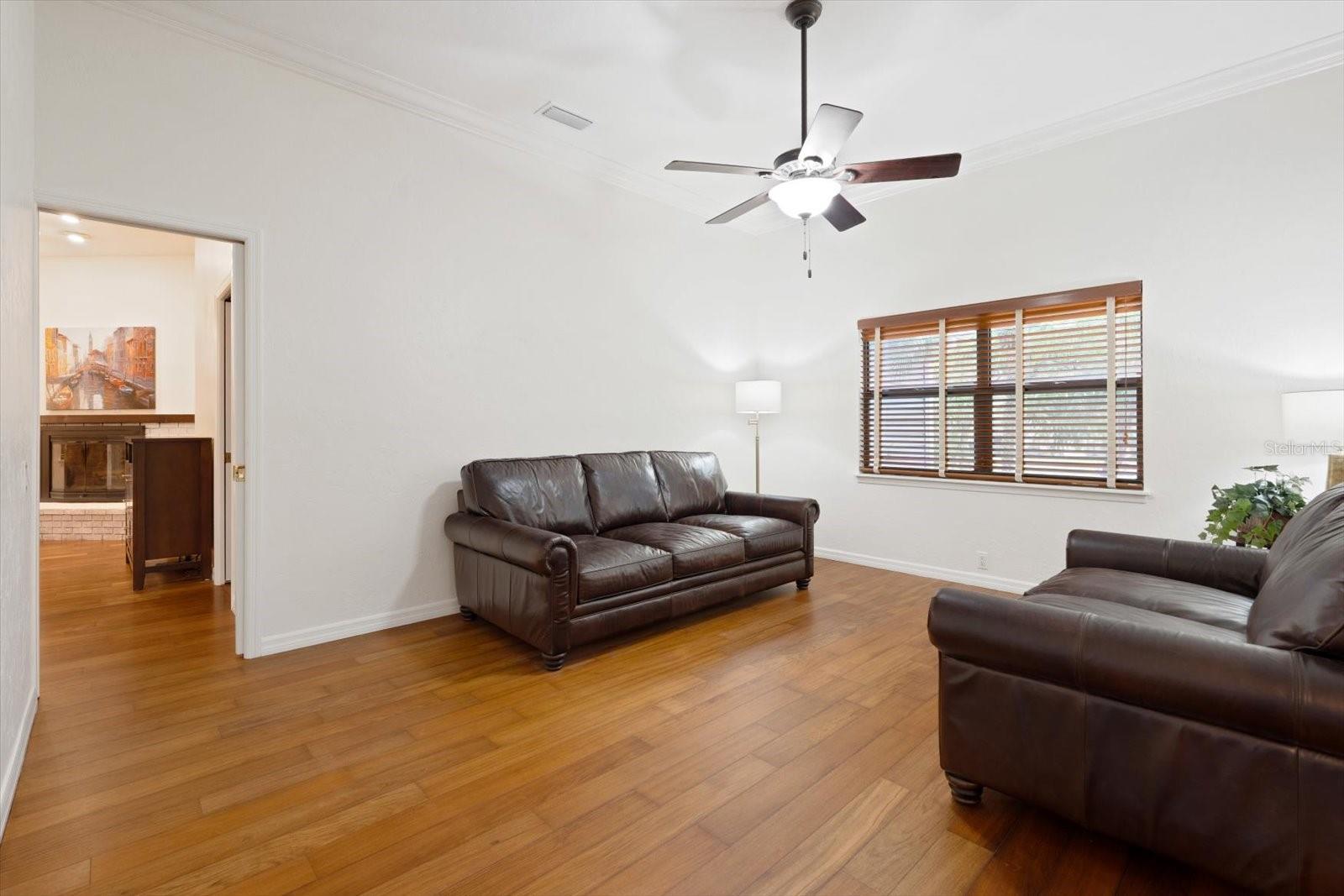 COLONIAL OAKS - Residential