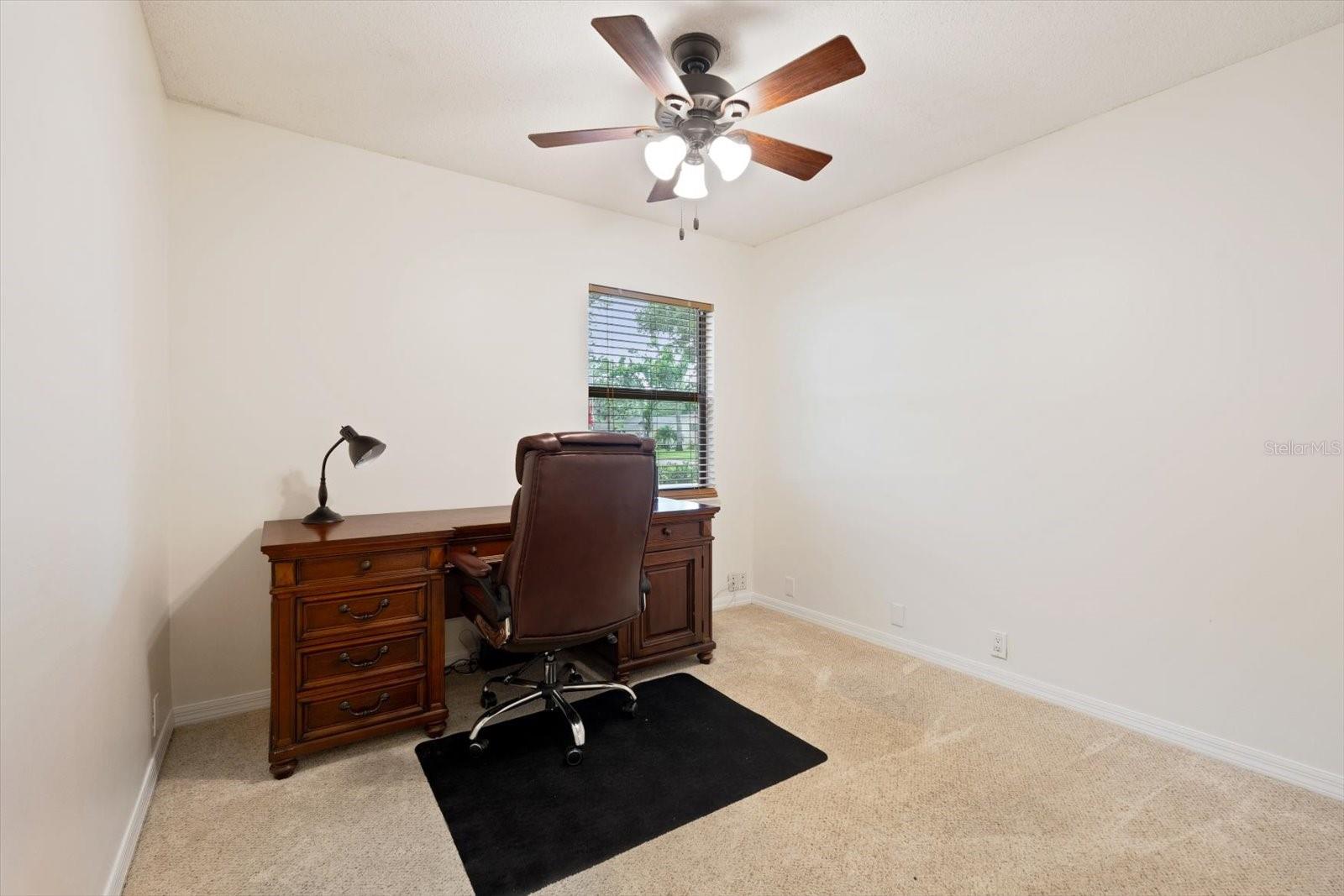 COLONIAL OAKS - Residential