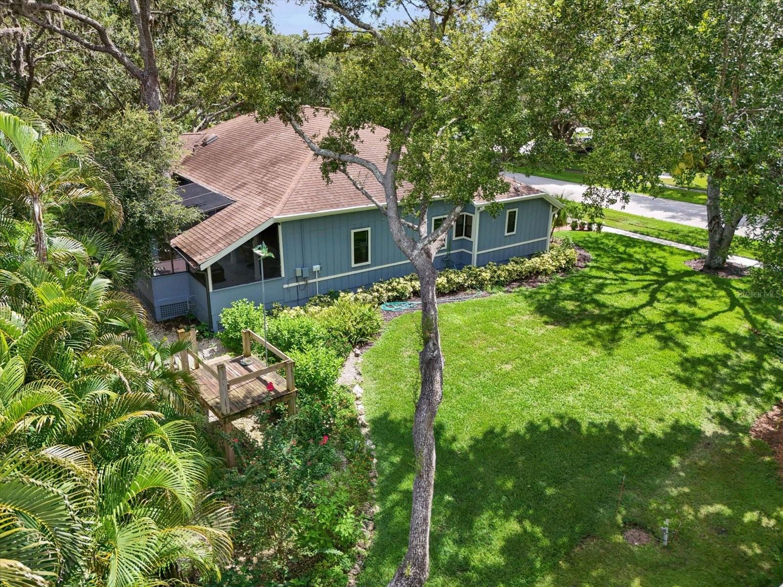COLONIAL OAKS - Residential