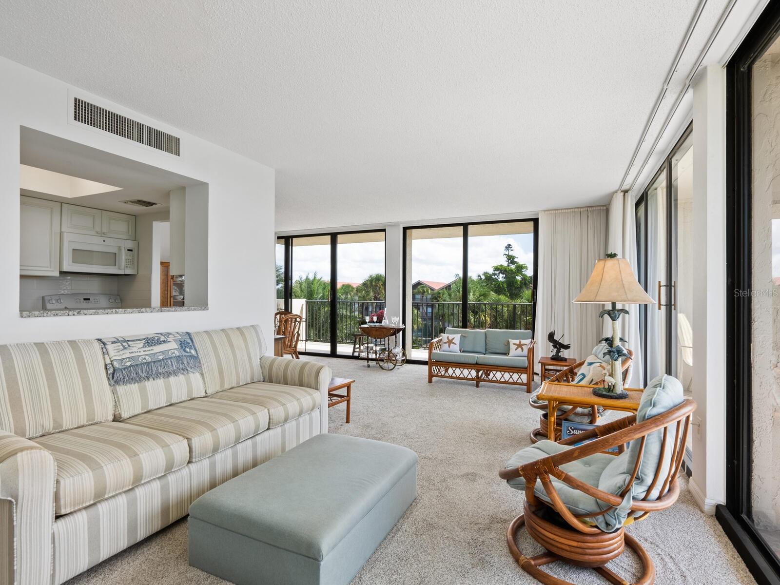 OUR HOUSE AT THE BEACH - Residential
