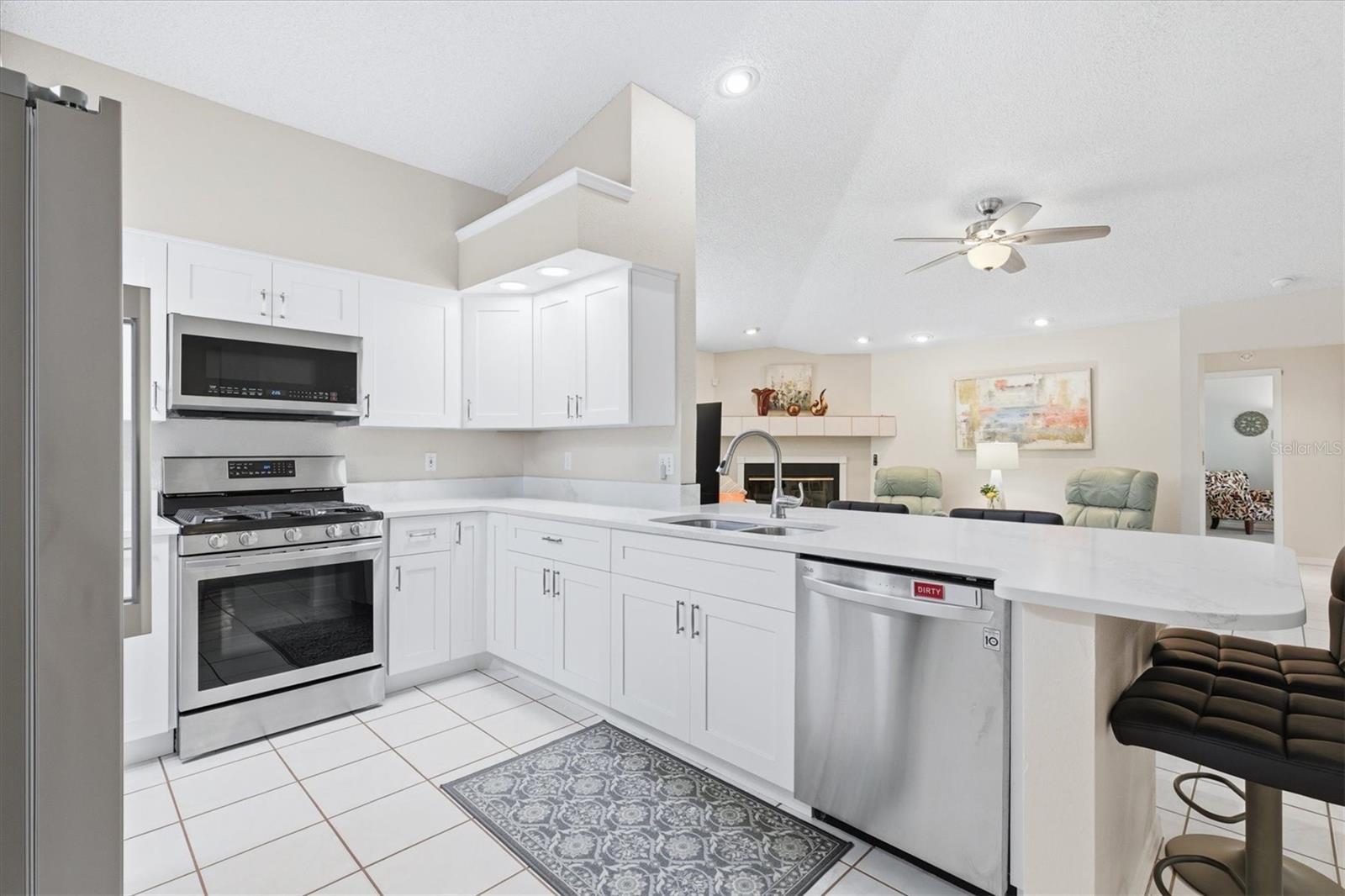 WHITCOMB PLACE - Residential