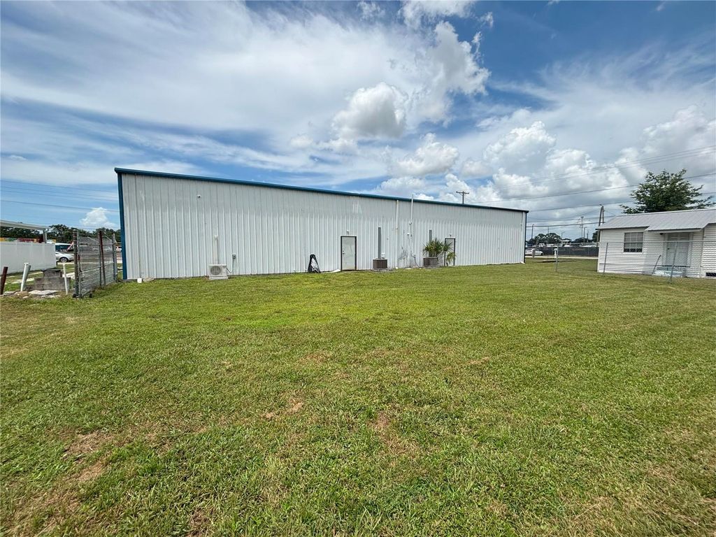 Photo of 1503 7th Street SW, Ruskin, FL 33570 (MLS # TB8429313)