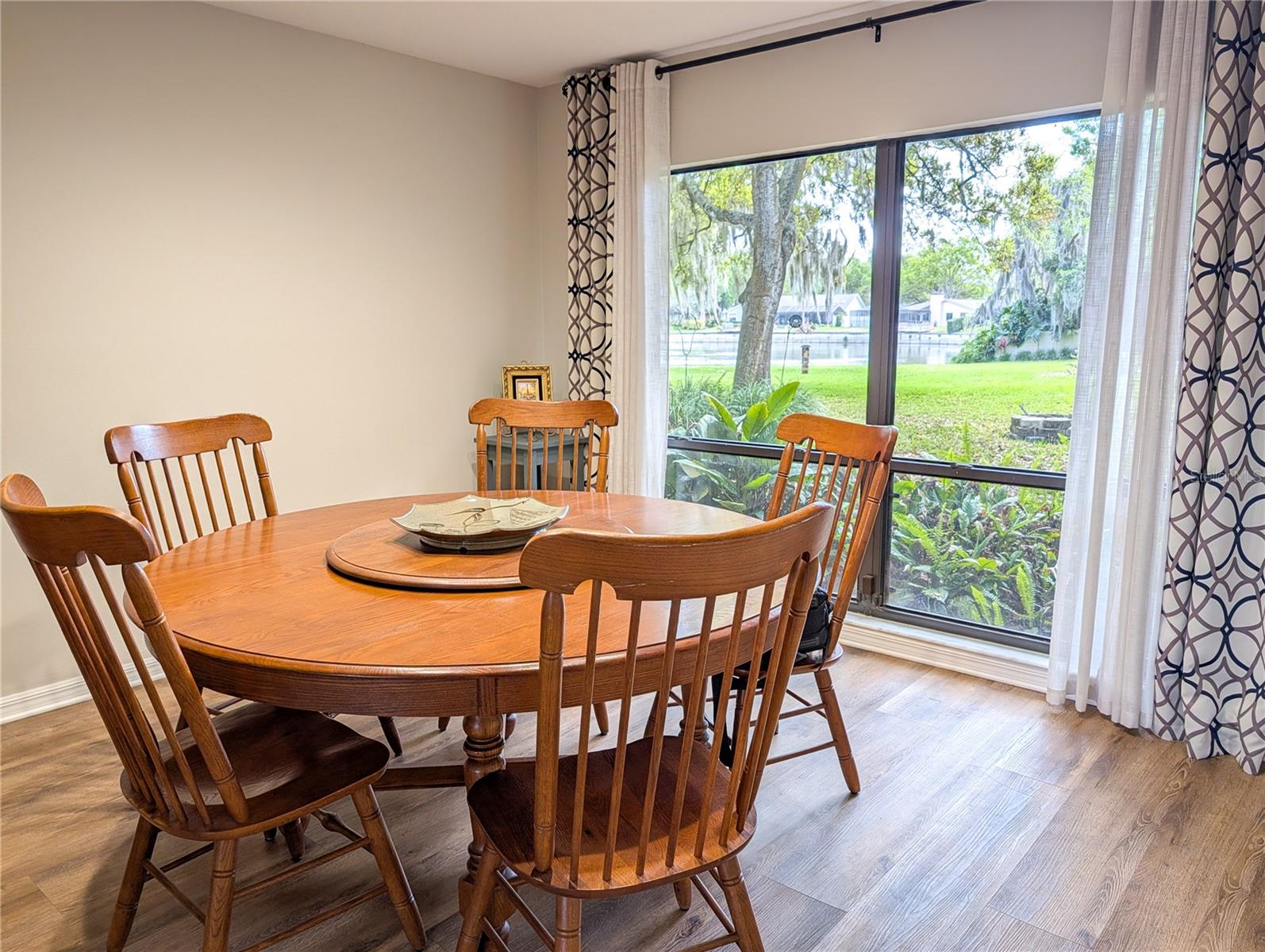 LAKE MAGDALENE MANORS - Residential