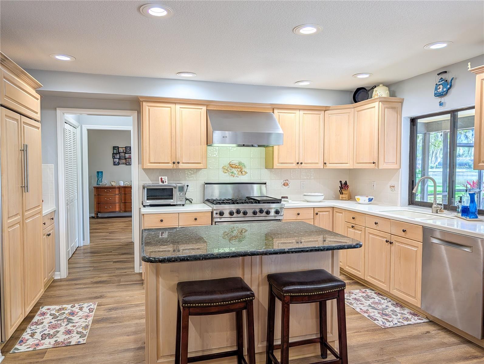 LAKE MAGDALENE MANORS - Residential