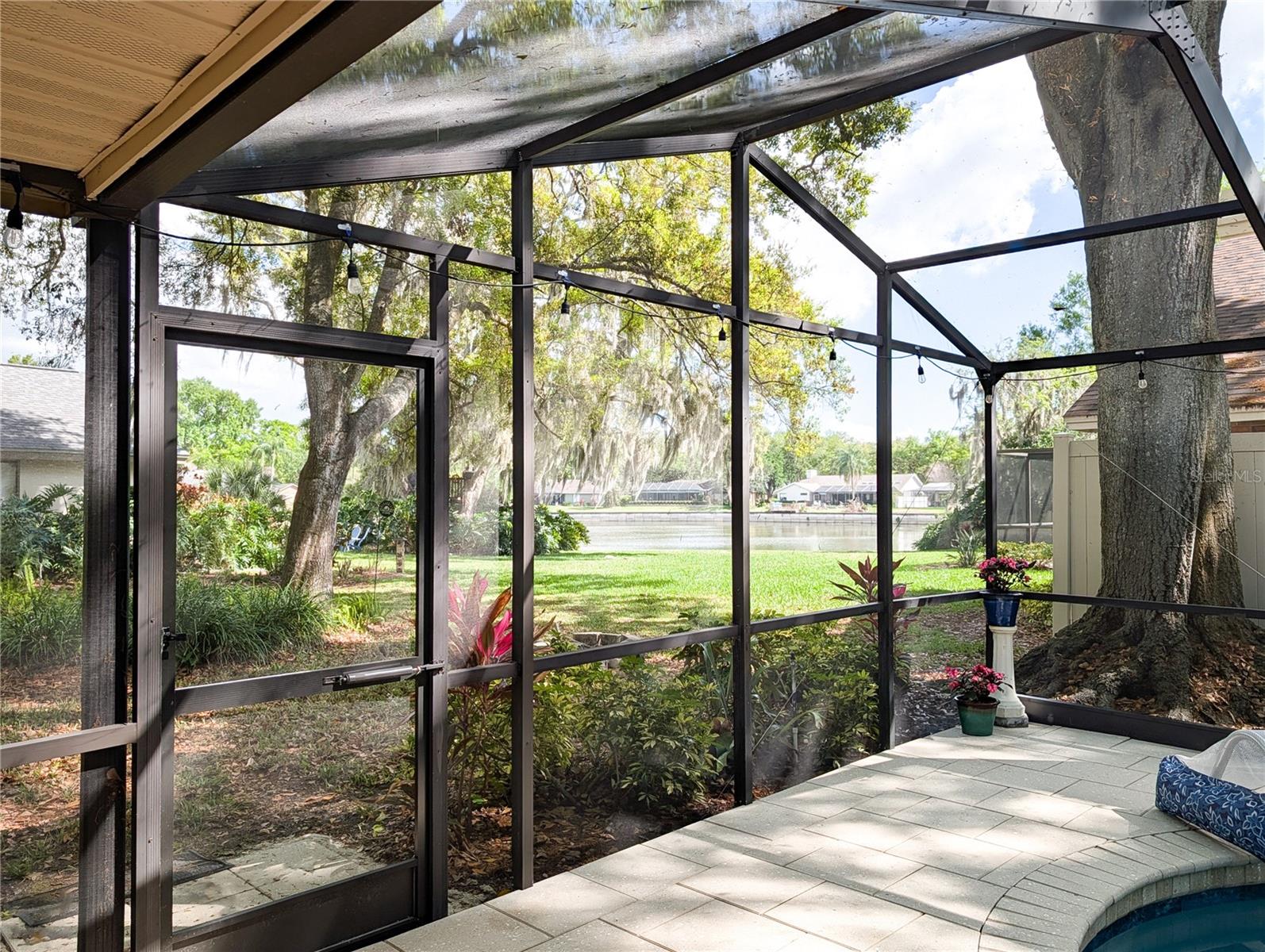 LAKE MAGDALENE MANORS - Residential