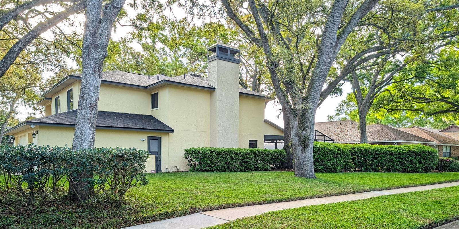 LAKE MAGDALENE MANORS - Residential