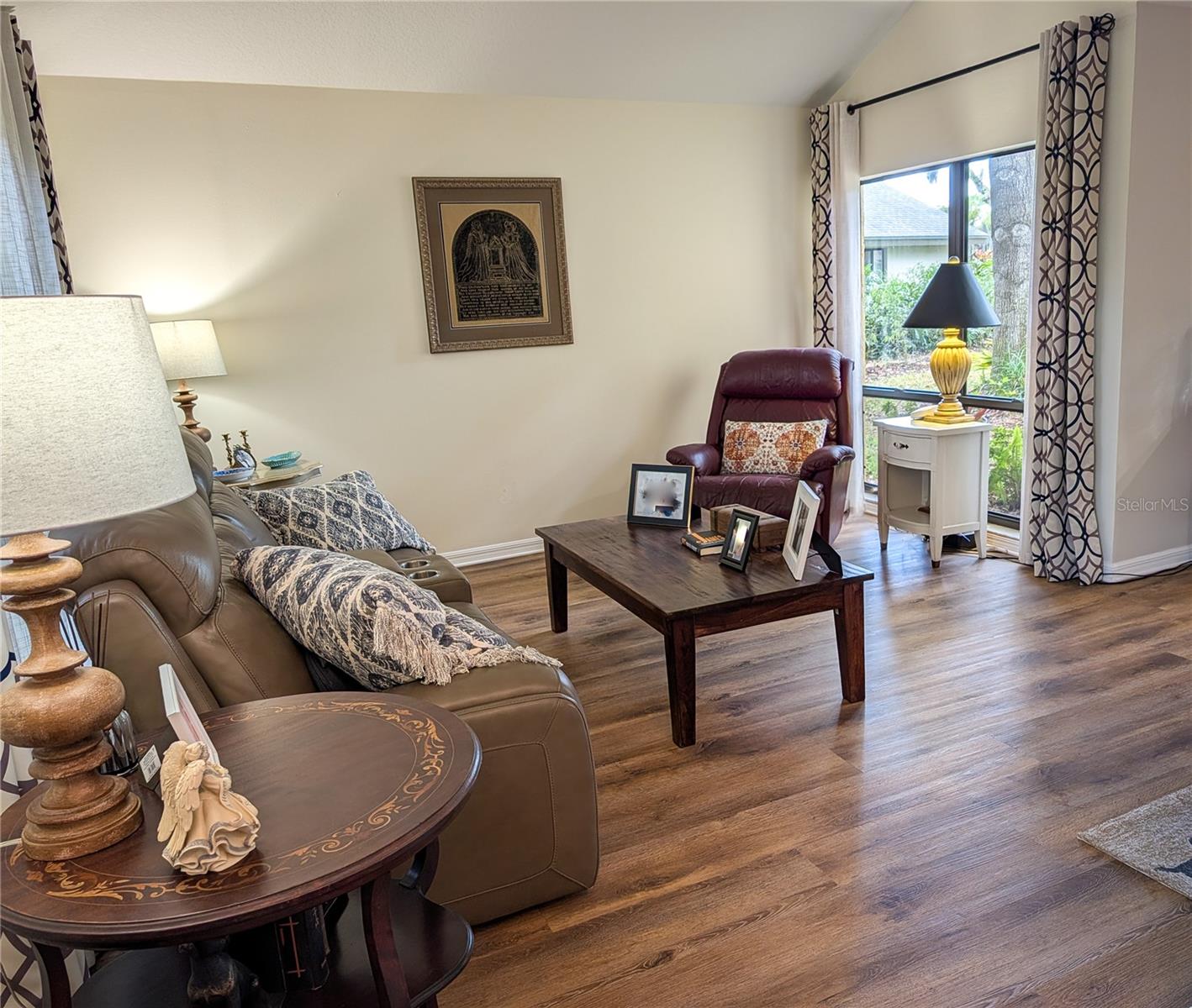 LAKE MAGDALENE MANORS - Residential