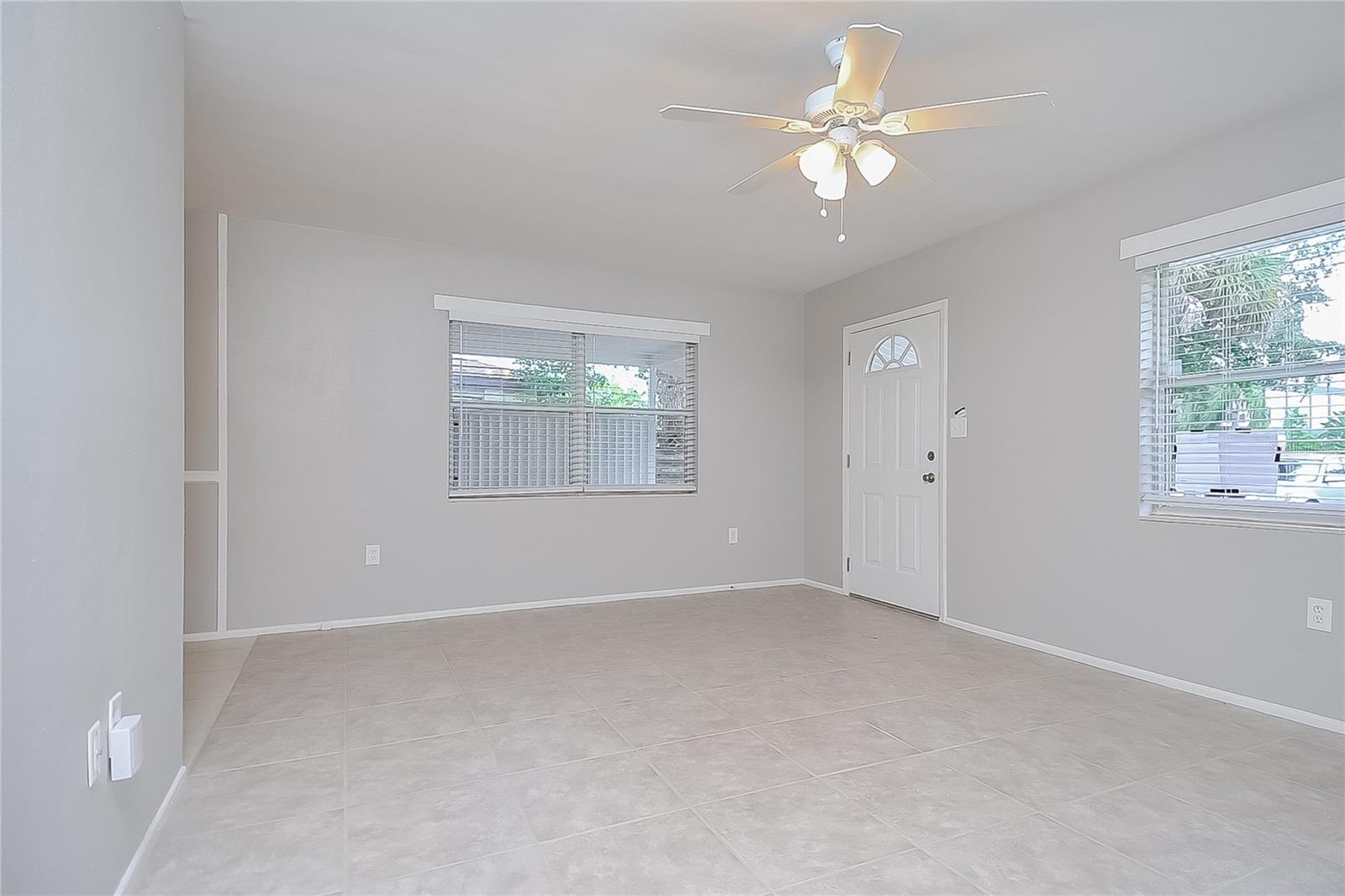 ORANGE CREST PARK - Residential Lease