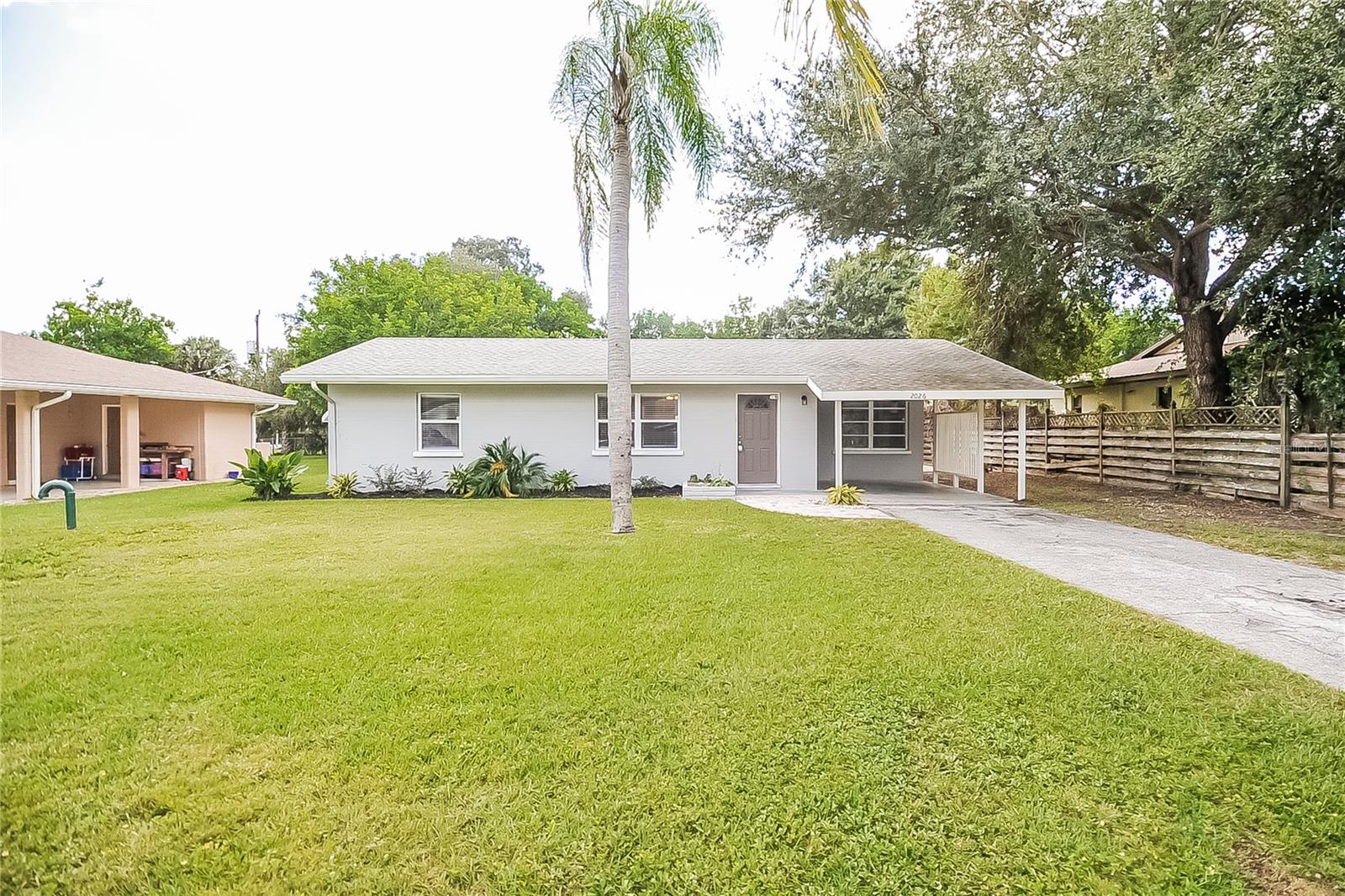 ORANGE CREST PARK - Residential Lease