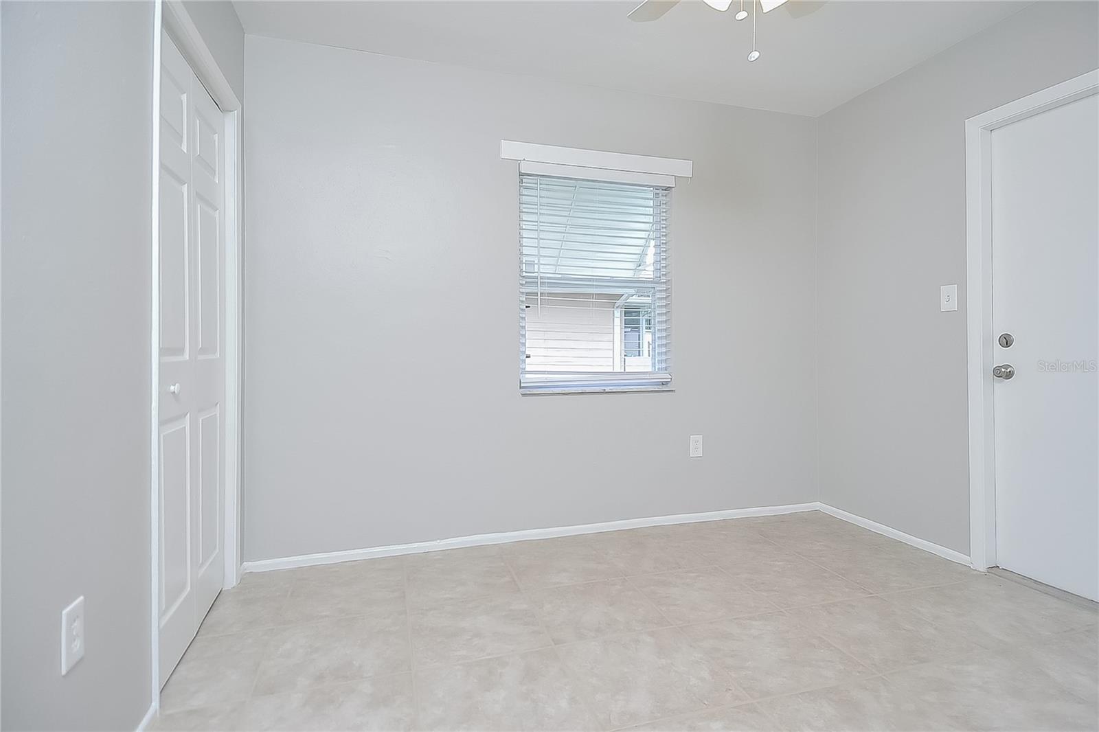 ORANGE CREST PARK - Residential Lease