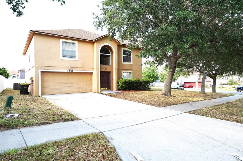 Photo of 3329 White Blossom Lane, Clermont, FL 34711 (MLS # G5117444)