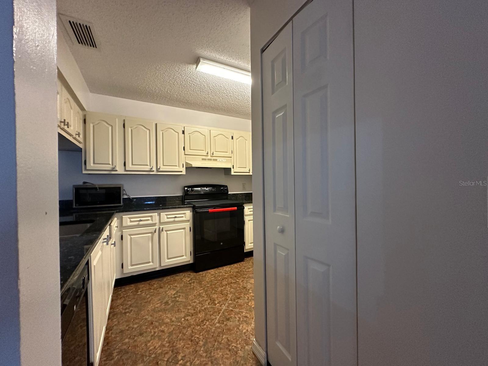 OXFORD SQUARE CONDO - Residential